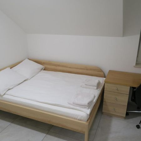 Rooms For Rent In Ljubljana Luaran gambar